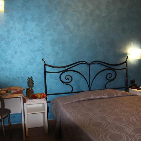 House Beatrice Milano Hotel Room photo