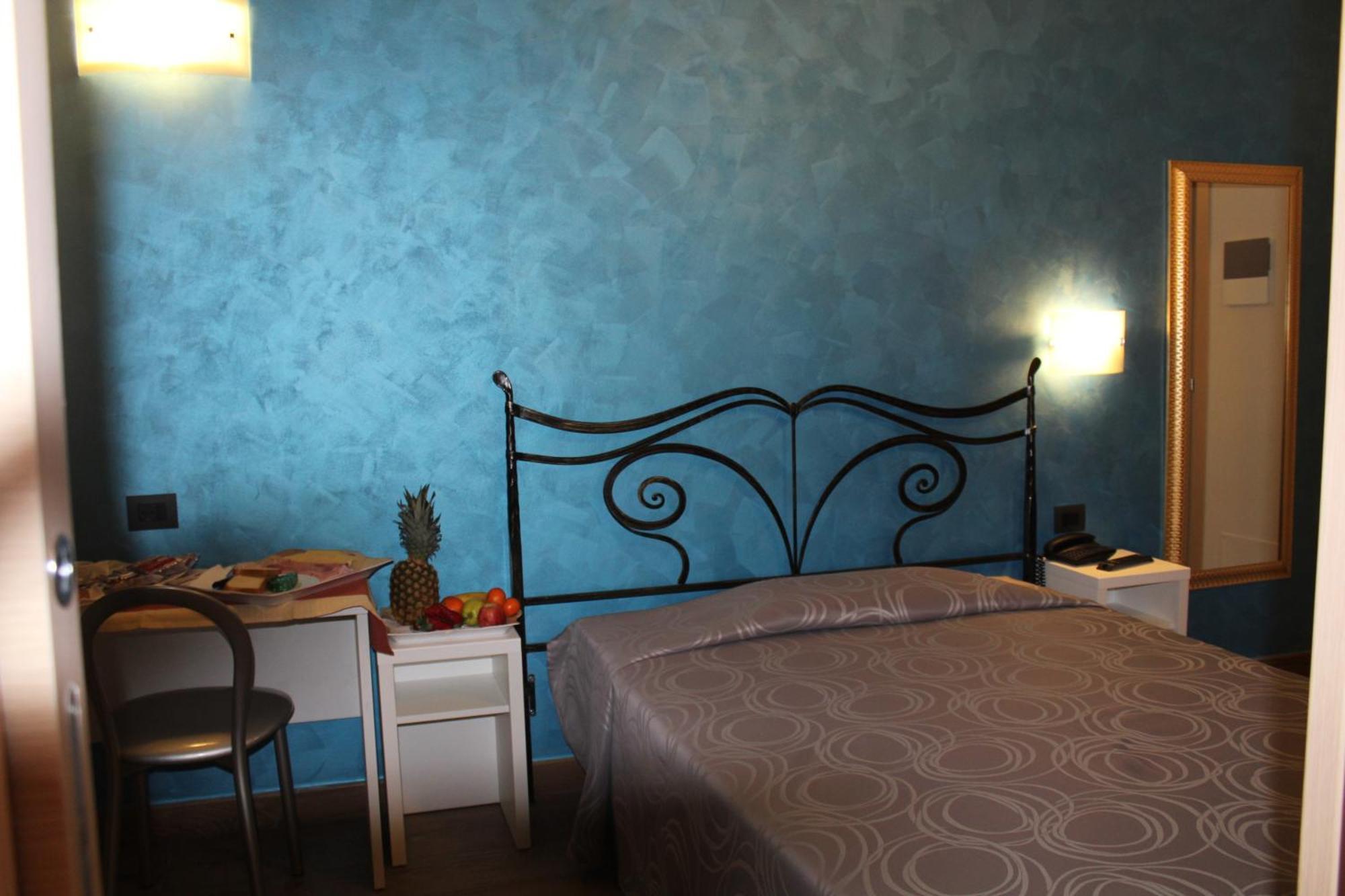 House Beatrice Milano Hotel Room photo